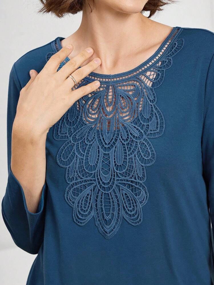 カスタマイズ軍グリーンレディースTシャツ フラワーカラー、カジュアルデイリー着用用ブルーレディースロングスリーブトップ ブルーレースレディーストップス カジュアルトップス 3/4袖トップ、秋レディース、カントリーレディース、ヴィンテージレディース、オールドマネースタイルレディース、ティーチャーTシャツ、外出用レディーストップス、ボヘミアン、レースロマンス