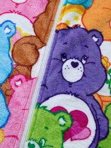 SHEIN X Care Bears 小女孩法兰绒可爱卡通熊印花3D耳朵连帽睡衣连体裤，适合春秋冬季