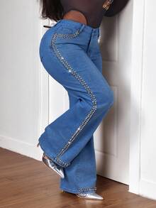 Slaydiva Plus Size Loose Casual Jeans With Side Rhinestone Decor, Fashion Design - Light Wash - View 3