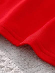 SHEIN Vintaside Kids Baby Girl Fashion Round Neck Short Sleeve Top And Casual Heart Print Bib Pants Overall Set - Red - View 3