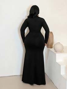 Maweii Plus-Size Elegant Red A-Line Maxi Dress With Polka Dot Detailing, Gold Foil-Coated Fabric, And A Wide Hem. Suitable For Everyday Wear, Parties, New Year's, Christmas, Holidays, And Valentine's Day. Floral Pattern. - Black - View 2