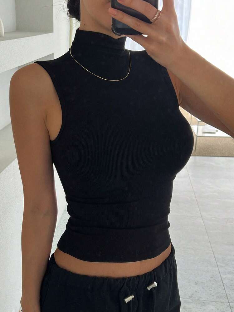 Tall Women's Sleeveless Turtleneck Top, Solid Color Slim Fit Camisole Top