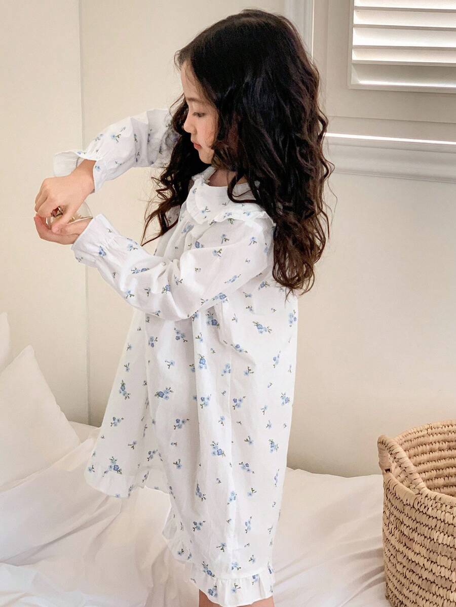Dazy Kids 女童柔软舒适印花荷叶边领长袖连衣裙，休闲家居服 - 白色 - 查看 1