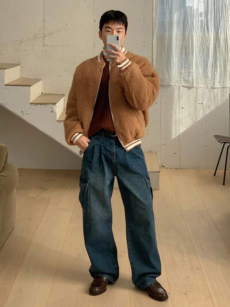 Men's Autumn/Winter Baseball Jacket With Brown Sherpa Fabric Patchwork Sleeve And Contrast Color Design