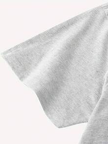 EMERY ROSE Plus Size Salty With Umbrella Graphic Tee - Vintage Style Summer Beachwear For Women, Perfect For Vacation And Everyday Wear - Light Grey - View 5