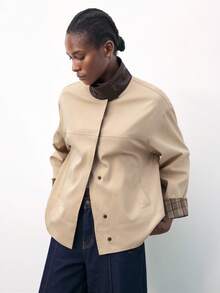 Maija 卡其色皮革领格子拼接袖时尚女式夹克，休闲百搭；棕色印花休闲衫，适合秋冬季派对、感恩节、万圣节等场合；女士衬衫式上衣，舒适保暖，适合秋冬季和圣诞节等场合。 - 彩色 - 查看 4