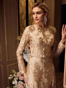 MOTF PREMIUM VESTIDO BORDADO CON CINTURÓN - Dorado - Ver 3