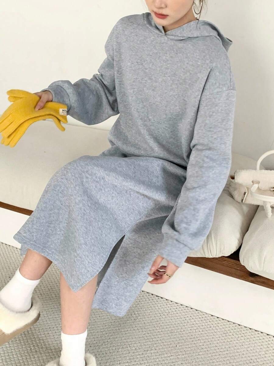 少女灰色连帽长袖简约连帽连衣裙，连帽运动衫连衣裙，开衩设计，学院风休闲连帽连衣裙