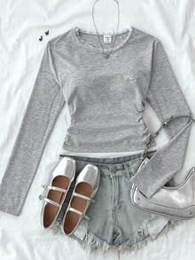 قميص تريكو بنات المراهقات بلون أحادي بطراز BM، رقبة دائرية، بلوزة بفيونكة وتصميم تباين اللون، مطرز على الخصر، تصميم مجمع، أكمام طويلة، ملابس صيفية أساسية وكاجوال