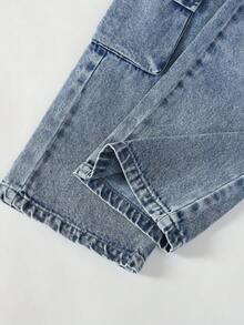 男童休闲工装风格复古水洗浅蓝色牛仔裤，宽松直筒版型，面料柔软舒适，百搭休闲风格，男童牛仔裤，新品上市