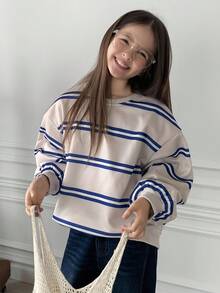 Dazy Kids Tween Girls Striped Crew Neck Fleece Sweatshirt, Fall,Winter - Multicolor - View 4