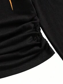 Shutterstock Y2Kool 女士哥特字母印花万圣节不对称肩部上衣冬季时尚服装系列新年装扮棉质 - 黑色 - 查看 5