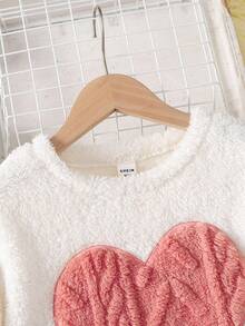 SHEIN 2 件套女童可爱心形刺绣图案柔软舒适羊毛圆领长袖上衣和裤子睡衣套装，秋冬 - 淺粉色 - 查看 5