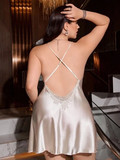 SHEIN 大码女式性感交叉带露背仿丝睡袍