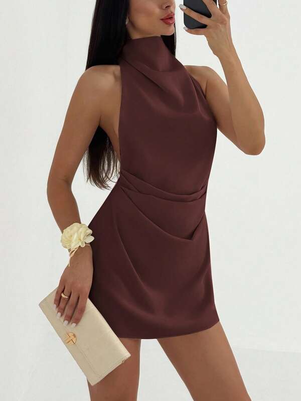 Aloruh Vestido mini plisado con espalda descubierta y lazada en color albaricoque para mujer