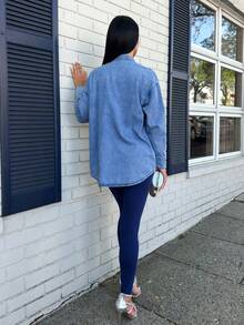 Carolina Barros 复古饰有铆钉和珍珠的牛仔衬衫，优雅的女式设计，适合春季、假日、休闲、节日、度假 - 藍色 - 查看 2