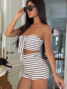 Ronhire Conjunto de 2 piezas con top corto a rayas y shorts de cintura alta para mujeres, apto para vacaciones, citas, el té de la tarde, playa, crucero, viajes a la ciudad, festivales de música, estilo bohemio