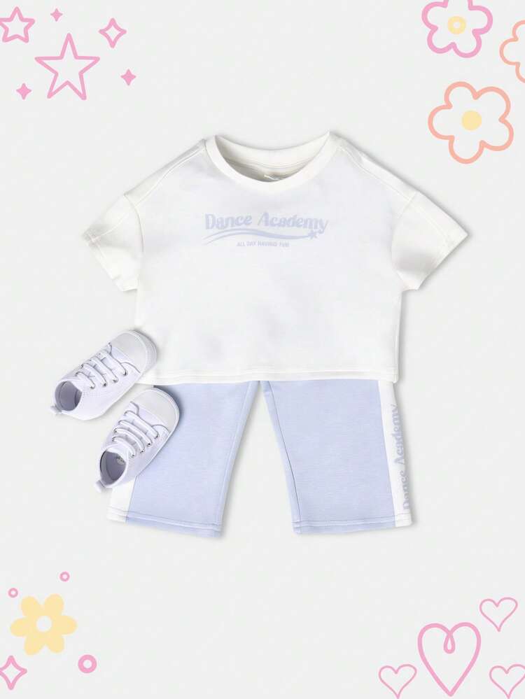 Conjunto de camiseta corta y shorts de ciclista azul claro