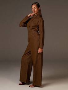 Athîral 女士巧克力棕色牛仔阔腿连体裤 | 挺括弹力牛仔面料，宽松版型，高领设计，长袖，松紧腰带，中缝细节，实用侧袋，简约实用风格，适合春秋穿着。女士棕色立领牛仔连体工装裤，商务休闲女装，日常休闲穿着，女士冬季服装，新年服装，棕色系女装 - 棕色 - 查看 5