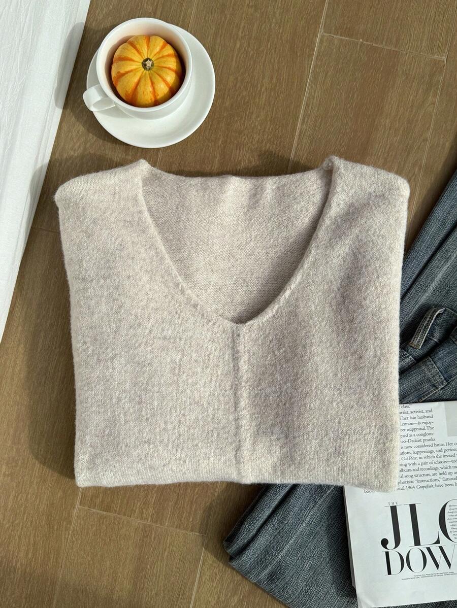 SHEIN EZwear 大码纯色V领休闲百搭长袖毛衣裙女士秋冬装 - 卡其色 - 查看 1