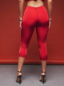 Vixey Red Slinky Knit Ruched Back Detail Capri Leggings - Red - View 5