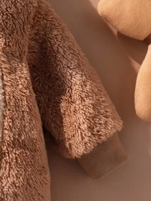 SHEIN Playful Pals 新生儿可爱水豚毛绒连帽连体衣、长袖和裤子套装