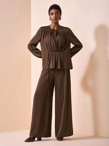 Zivah 2025 秋季新款音乐节、复活节、圣帕特里克节、西部风、游牧风、生日派对、毕业典礼、学院风、学生装、日常休闲、基本百搭、休闲、邮轮旅行、海滩、日光浴、病毒式传播、街头服饰、婚礼宾客波西米亚风、通勤、早午餐、机场、优雅圆领系带褶饰长袖上衣和裤子 2 件套 - B - 棕色 - 查看 4