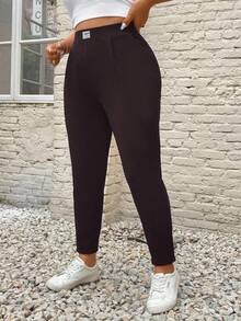 SHEIN PETITE CURVE Plus Size Solid Color Elastic Waist Patch Pocket Casual Pants - Chocolate Brown - View 3