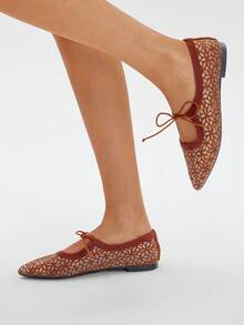 Styleloop Giày bệt mũi nhọn họa tiết nơ lưới cắt laser thời trang dành cho nữ, thoải mái, đa năng, thanh lịch, phù hợp cho Halloween, Giáng sinh, mùa thu - màu nâu - Xem 5