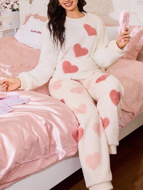 SweetSlumber Women's Cute Ins-Style Contrast Color Heart Soft Plush Pajama Set Cute Lounge Set Heart Pajama Set Cozy Sets Women, Fall/Winter Clothes