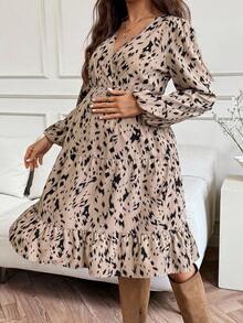 SHEIN Maternity Allover Print Shirred Lantern Sleeve Gathered Waist Elegant Dress Leopard Print Midi Dress Long Sleeve Midi Dress  Fall Women Clothes  Fall - Khaki - View 5