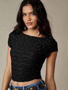 MISSGUIDED Trägerloses, strukturiertes Crop Top, femininer Bootsausschnitt, lässig anliegend, kurze Länge, Sommer Basic T-Shirt, Klassiker für den Kleiderschrank, Abendparty, Club, Ausgehgelegenheit - Schwarz - Übersicht 5