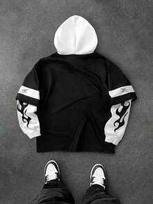 SHEIN Tween Boy 秋季新品，休闲简约，涂鸦图案，嘻哈风格，运动风格，街头风格，Y2K，宽松舒适大下摆连帽长袖厚运动衫，适合秋冬季 - 彩色 - 查看 2