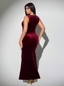 Viva Relle Damen Große Größen elegantes einfarbiges Samt-Stoff Maxikleid mit hohem Kragen, hohem Schlitz, Kordelzug-Design, vielseitig einsetzbar mit Schleife für Party, Geburtstag - Bordeaux - Übersicht 4
