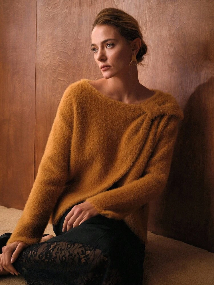 BOW DETAIL PULLOVER SWEATER