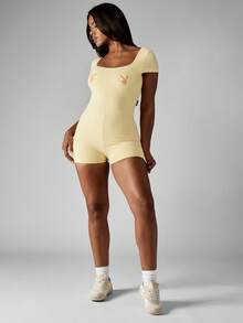 Missguided x Playboy Square Neck Retro Style Unitard Playsuit Short Sleeve Bodysuit Bunny Logo Print Backless Romper Summer Festival Party Y2K Streetwear - Yellow - View 4