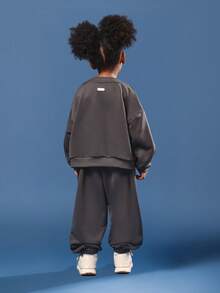 SUMWON Boxy Fit Kids Girls Oversized Sweatshirt Co-Ord Set Fall Winter Casual Two Piece Wear With Logo Print Cozy Streetwear Matching Set - Dark Grey - View 2