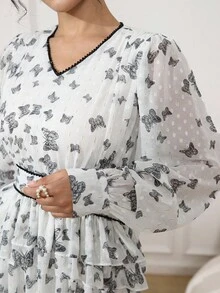 Seusyu Women's Butterfly Print V-Neck Lantern Sleeve Elegant Dress - Black and White - View 5