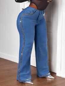 Slaydiva Plus Size Loose Casual Jeans With Side Rhinestone Decor, Fashion Design - Light Wash - View 6