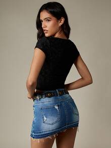 MISSGUIDED Trägerloses, strukturiertes Crop Top, femininer Bootsausschnitt, lässig anliegend, kurze Länge, Sommer Basic T-Shirt, Klassiker für den Kleiderschrank, Abendparty, Club, Ausgehgelegenheit - Schwarz - Übersicht 2