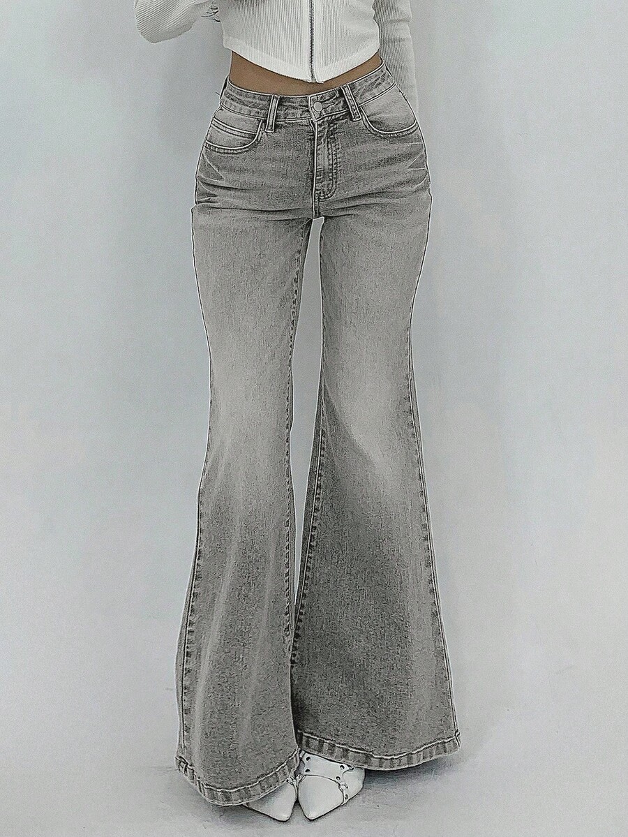 DAZY Women's Casual Flare Leg Jeans