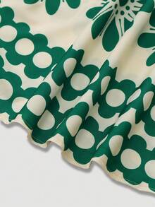 SHEIN CURVE+ مجموعة من فستان مطبوع بالألعاب النارية وكارديجان بأكمام طويلة للمرأة البدينة، مع أربطة قابلة للتعديل في الخصر والذيل المنفرج، 2 قطعة