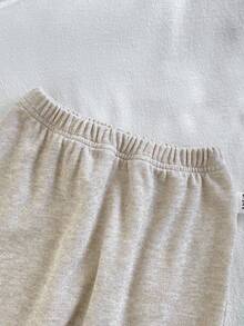 2 件套婴幼儿男童可爱恐龙刺绣后扣休闲圆领长袖上衣和裤子睡衣套装，秋冬