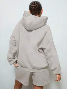 SUMWON WOMEN 女式宽松休闲印花休闲连帽套头衫冬季秋季舒适街头风抽绳浅灰色运动衫 - 淺灰色 - 查看 2