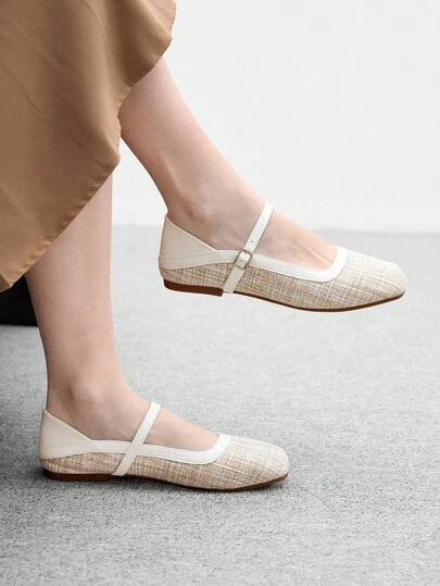 CUCCOO BIZCHIC 女士圆头平底鞋，梭织面料，简约风格，通勤时尚，米色，带扣平底鞋