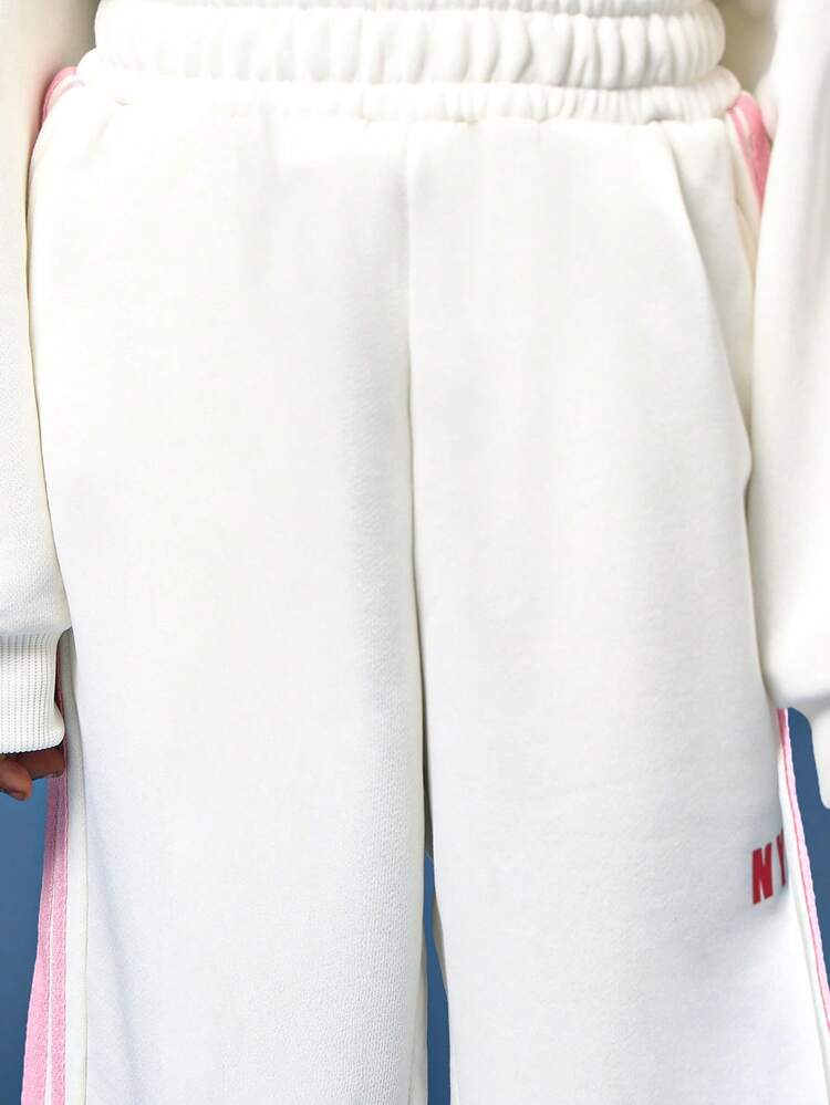 오버사이즈 체리 프린트 스웨트셔츠와 조거 세트