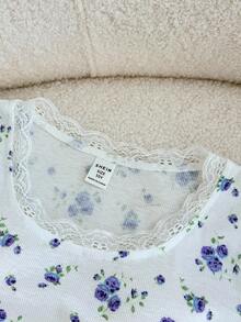 Tween Girl Casual Vacation Home Knit Ribbed Small Ditsy Floral Pattern U-Neck Lace Ruffle Drawstring Fitted Long Sleeve Cropped T-Shirt, Suitable For All Seasons, Girls Floral Tee Kids Summer Floral Top Big Girl Long Sleeve Floral Top Girls Floral Top Girls Flower Top Tween Flower Top Long Sleeve Tops For Teen Girls Tween Tops Flower Floral Top Long Sleeve Fall Winter - Blue and White - View 3