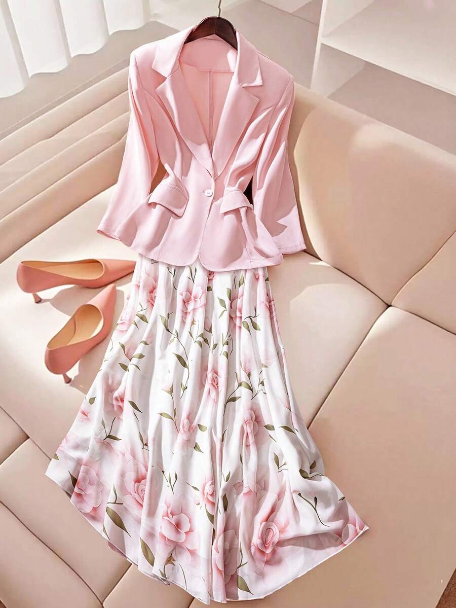 Franclia 这款优雅时尚的秋冬女士粉色长袖西装外套+印花半裙两件套，适合商务休闲、婚礼宾客、日常出行等多种场合，兼具优雅与新颖设计，并充分考虑了秋季搭配和冬季穿着的需求，可轻松打造得体吸睛的女士套装，是兼具实用性和时尚感的女士之选。关键词：女士婚礼宾客服装、优雅外套、女士套装、女士秋季搭配、新款冬季套装、商务休闲套装 - 淺粉色 - 查看 1