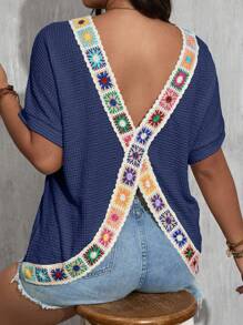 SHEIN LUNE 加大码纯色拼布钩针装饰圆领后开衩短袖T恤图案T恤女式上衣