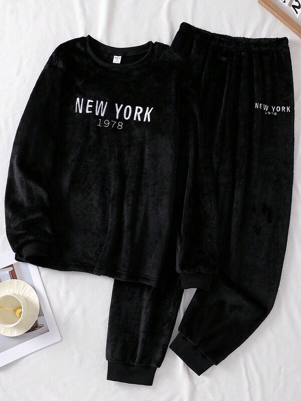 Teenager Jungen Schwarz Fleece Langarm Top und Hose Pyjama Set, Lässig mit englischer & numerischer Stickerei Loungewear, Herbst/Winter